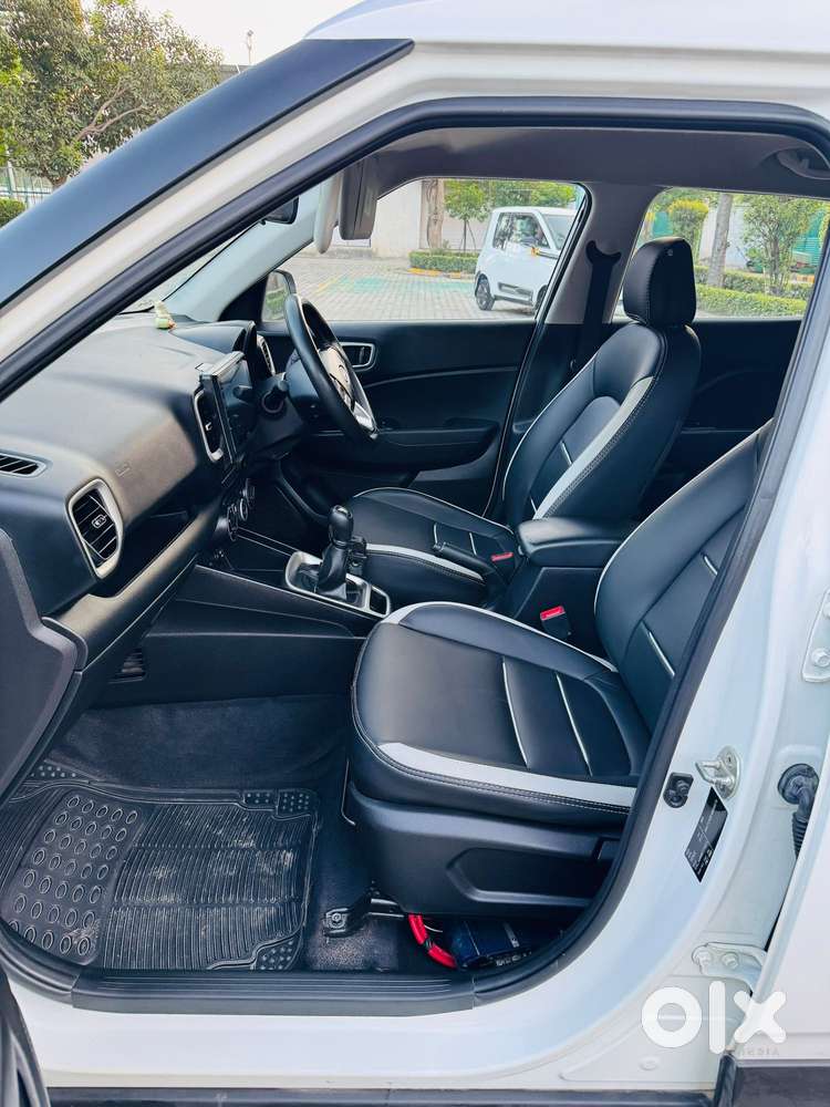 Hyundai Venue S 1.2 Petrol, 2021, Petrol