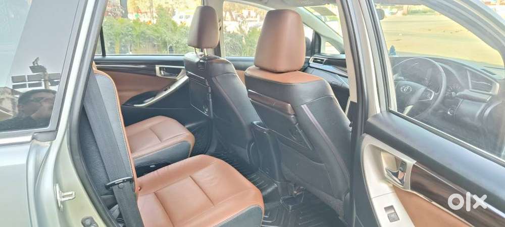 Toyota Innova Crysta 2.8z Automatic, 2018, Diesel