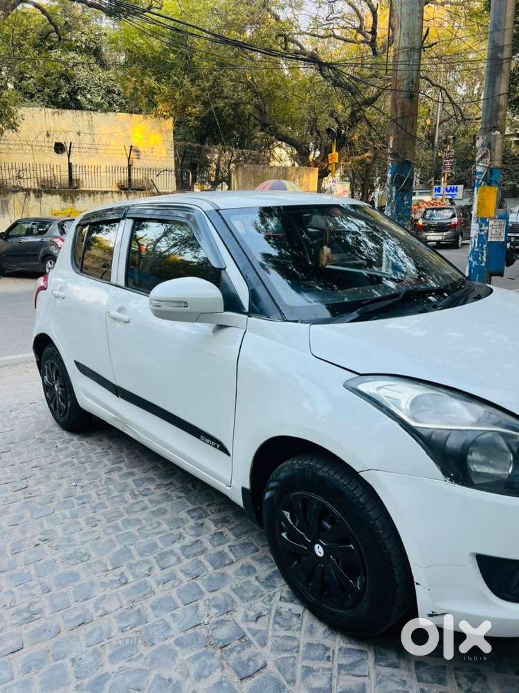 Maruti Suzuki Swift 2014 Cng & Hybrids Well Maintained