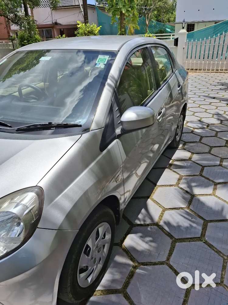 Honda Amaze 2015 Diesel Well Maintained