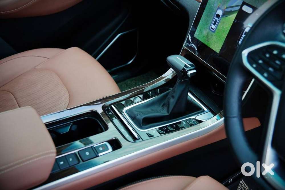 Mg Hector Plus Sharp Pro 1.5 Turbo Petrol 7 Str, 2024, Petrol