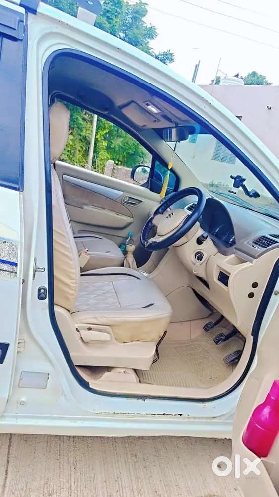 Maruti Suzuki Ertiga 2012