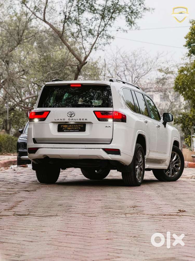 Toyota Land Cruiser 3.3 Zx Diesel, 2023, Diesel