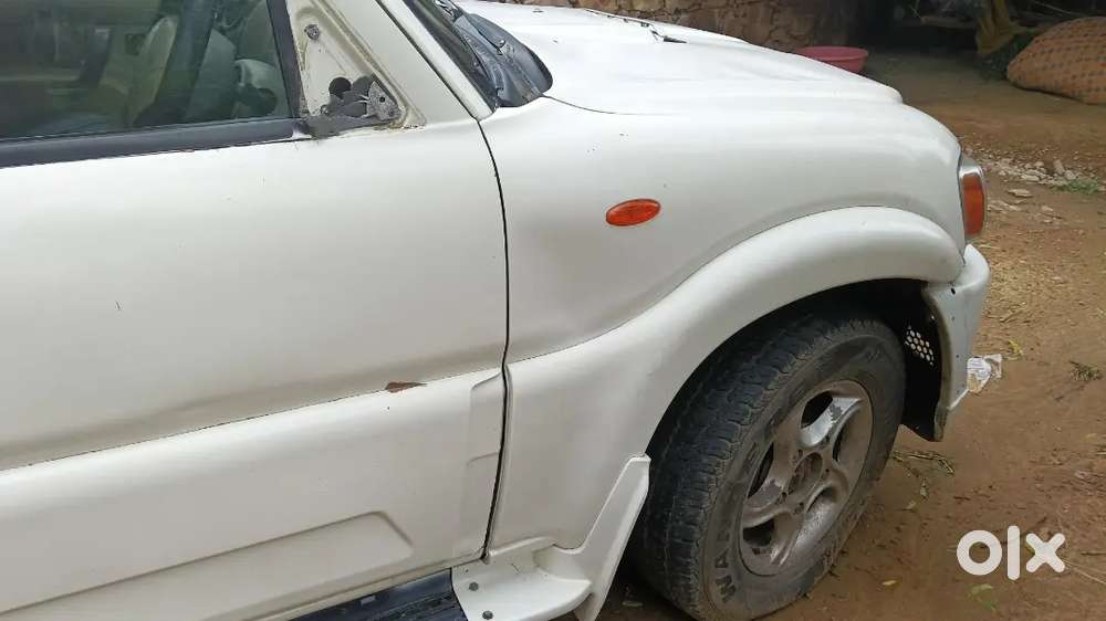 Mahindra Scorpio At 2013