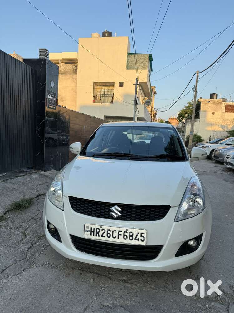 Maruti Suzuki Swift Vxi Optional, 2014, Petrol