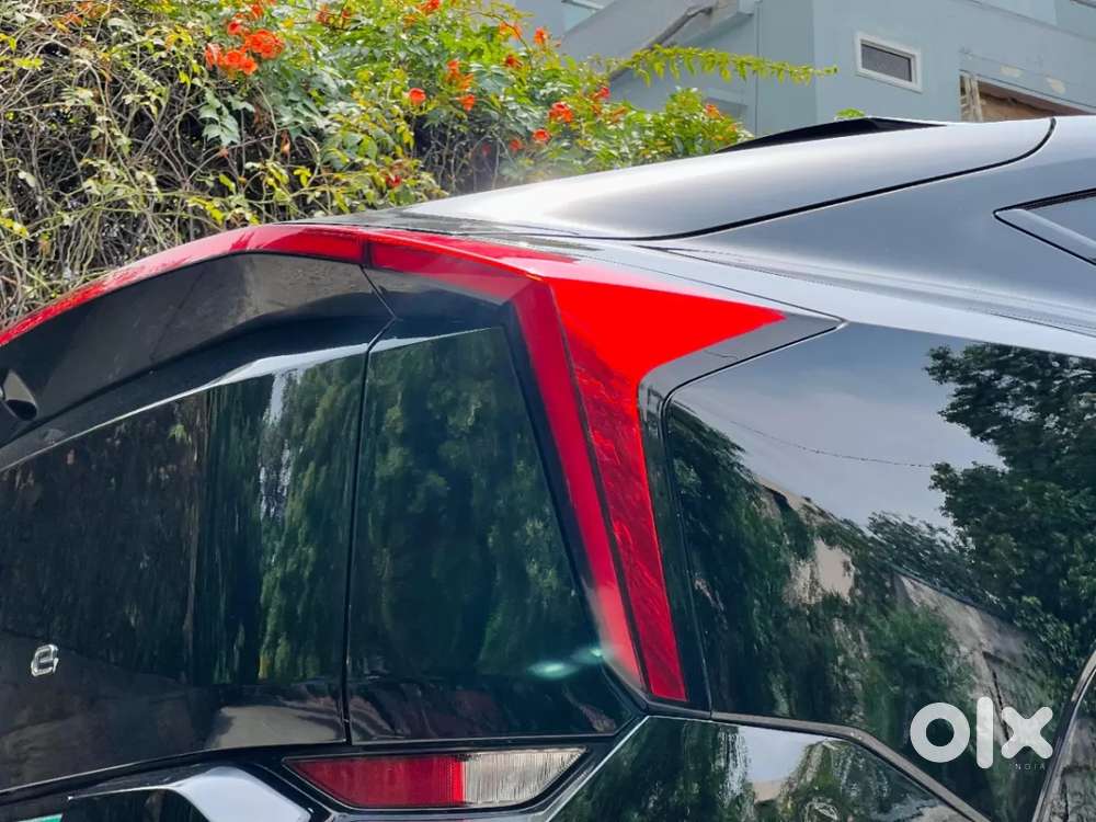 Mahindra Xev 9e Pack Two, 2026, Electric