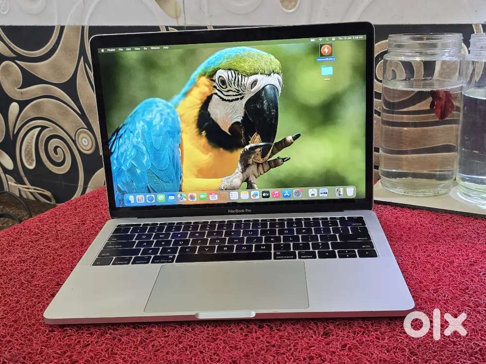 MacBook Pro Retina,13-inch【cs6 / Office】 Apple Macbook Pro 13 Core i5 with Microsoft Office - recertfied