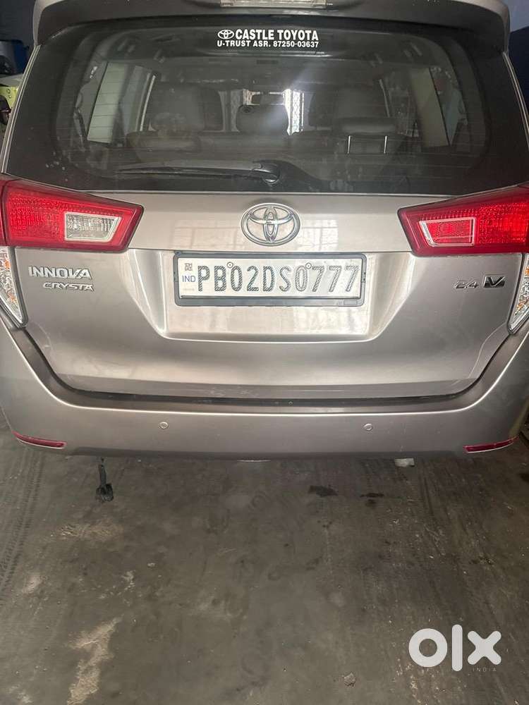 Toyota Innova Crysta 2019 Diesel Well Maintained