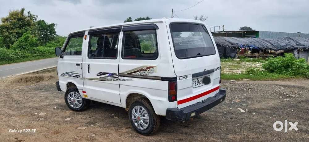 Maruti Suzuki Omni Utsav Edition 2015 Variant