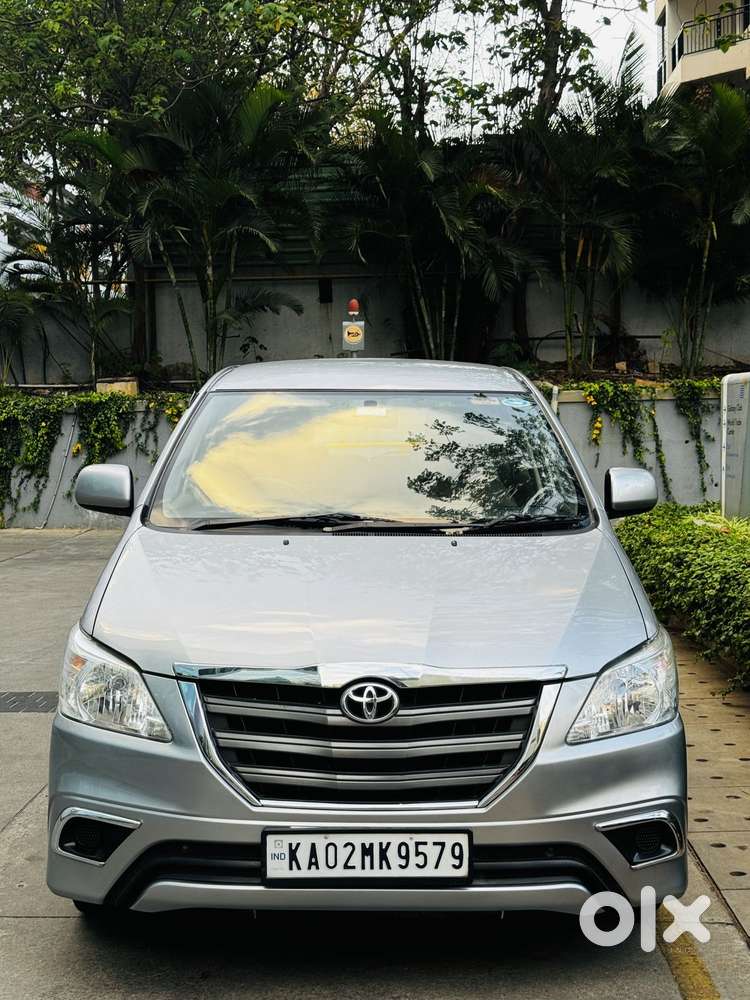 Toyota Innova 2.5 Gx (diesel) 7 Seater Bs Iv, 2015, Diesel