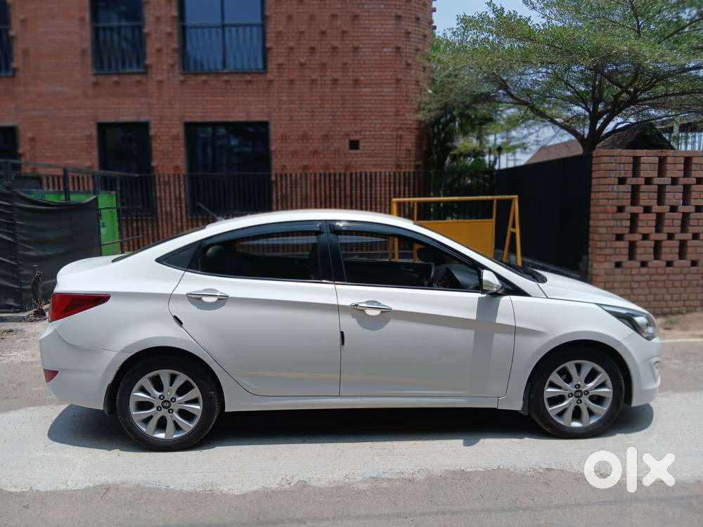 Hyundai Verna Vtvt 1.6 Sx, 2015, Petrol