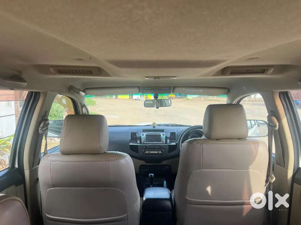 Toyota Fortuner 2017/8 Registered Diesel Second-owner