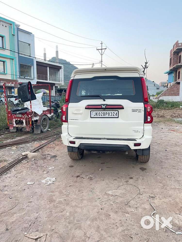 Mahindra Scorpio 2016 Diesel Well Maintained