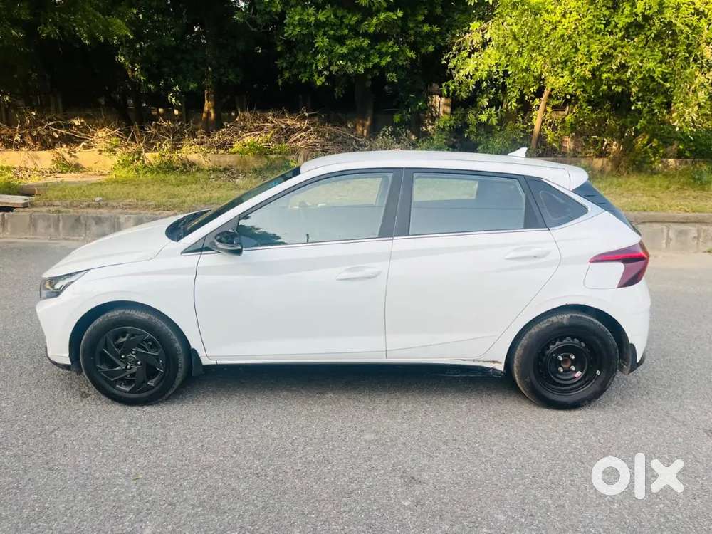 Hyundai New I20 2022 Petrol 90000 Km Driven