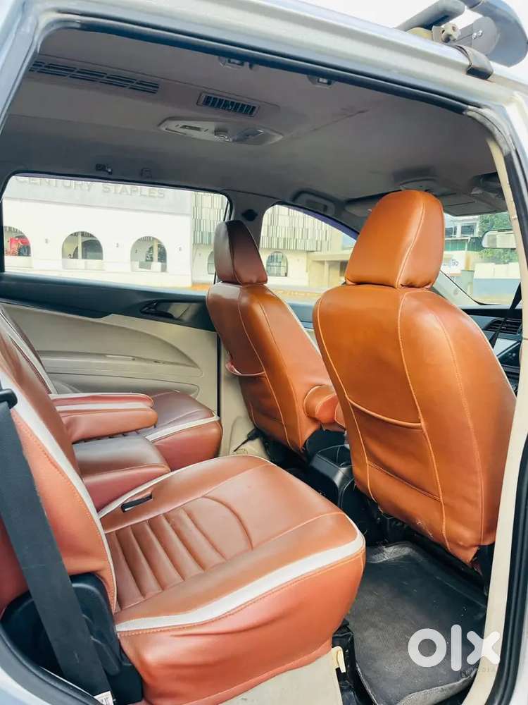 Mahindra Marazzo 2019 M4 Plus