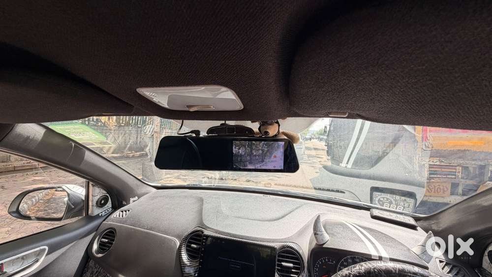 Hyundai Grand I10 2017 Petrol Well Maintained