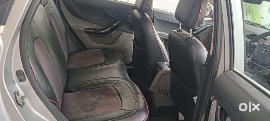 Tata Nexon 1.5 Revotorq Xm (s), 2018, Diesel