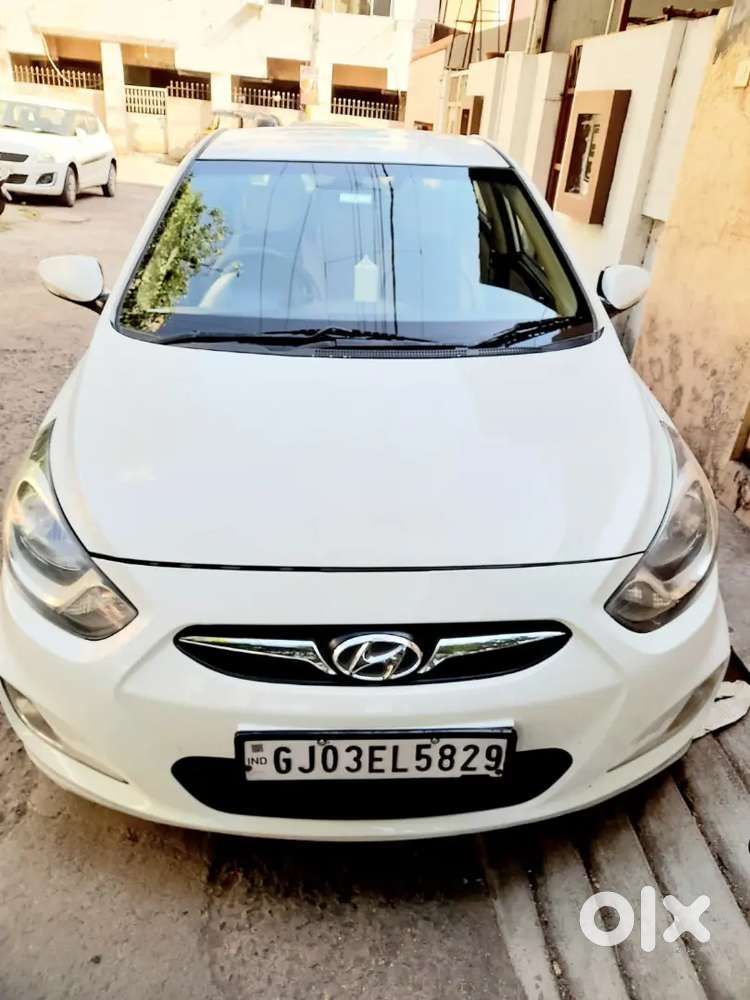 Hyundai Verna Crdi Sx 2012