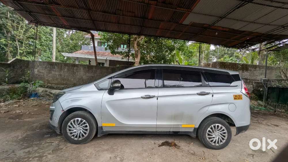Mahindra Marazzo Well Maintained