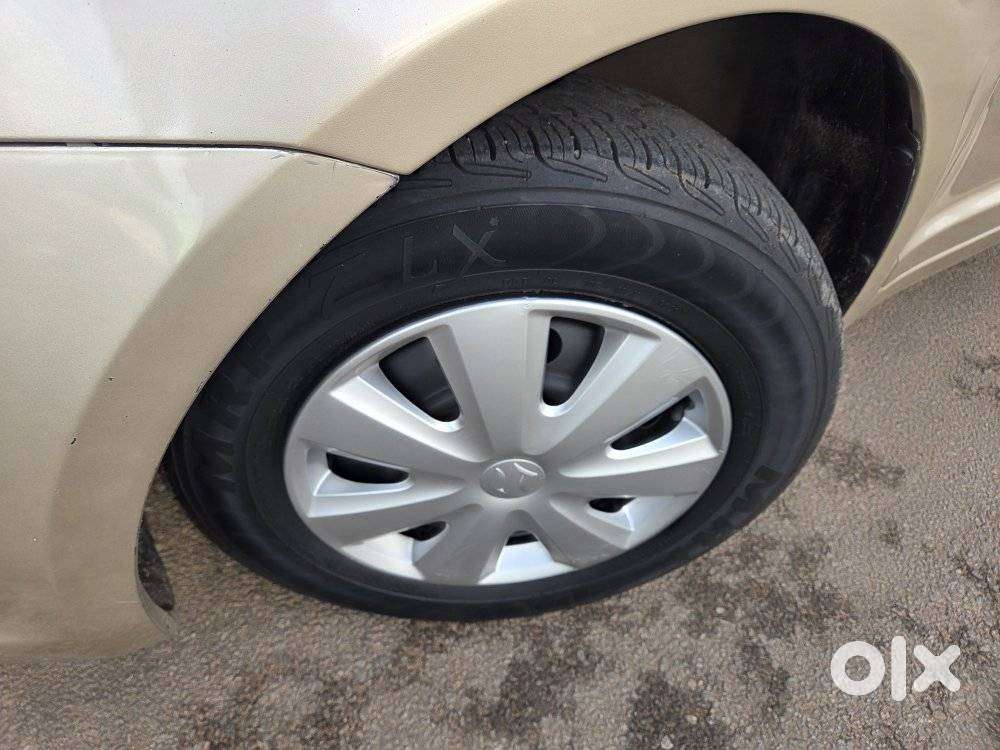 Maruti Suzuki Swift Dzire Vxi, 2009, Petrol