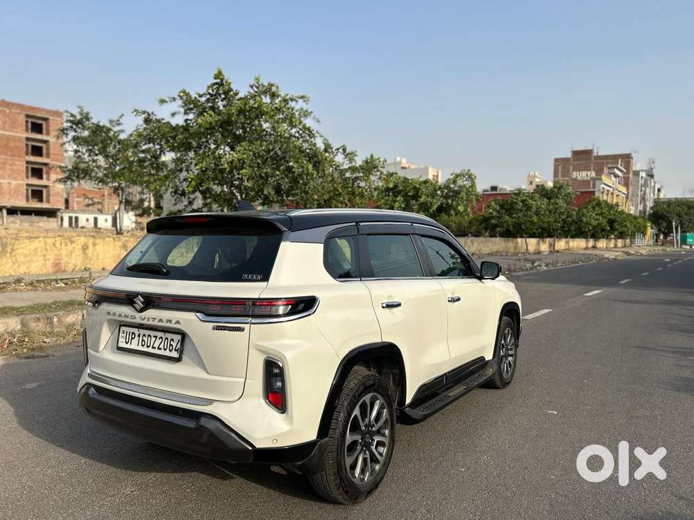 Maruti Suzuki Grand Vitara 1.5 Alpha Plus Intelligent Hybrid Ecvt, 2..