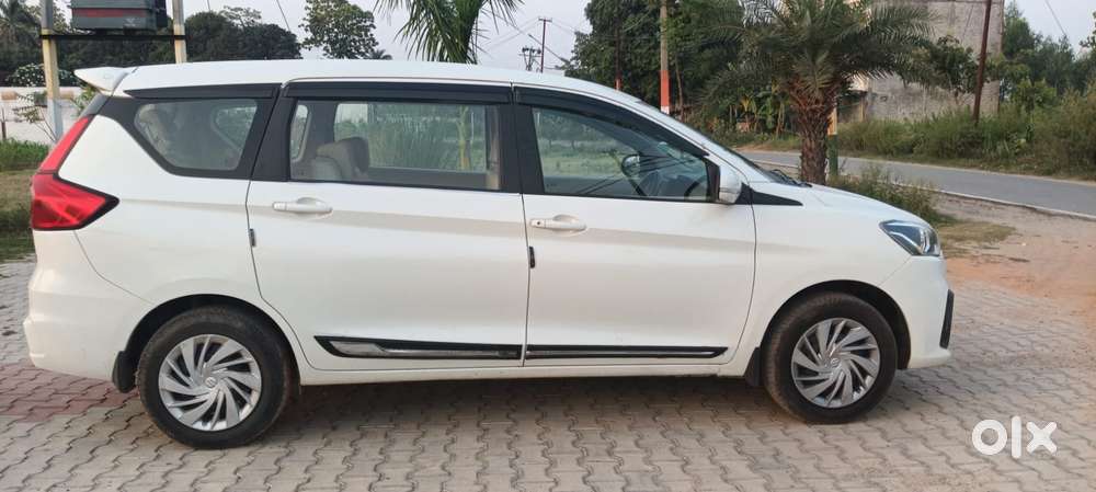 Maruti Suzuki Ertiga 1.5 Tour M Cng, 2023, Cng & Hybrids