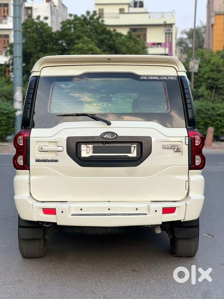 Mahindra Scorpio S8, 2017, Diesel