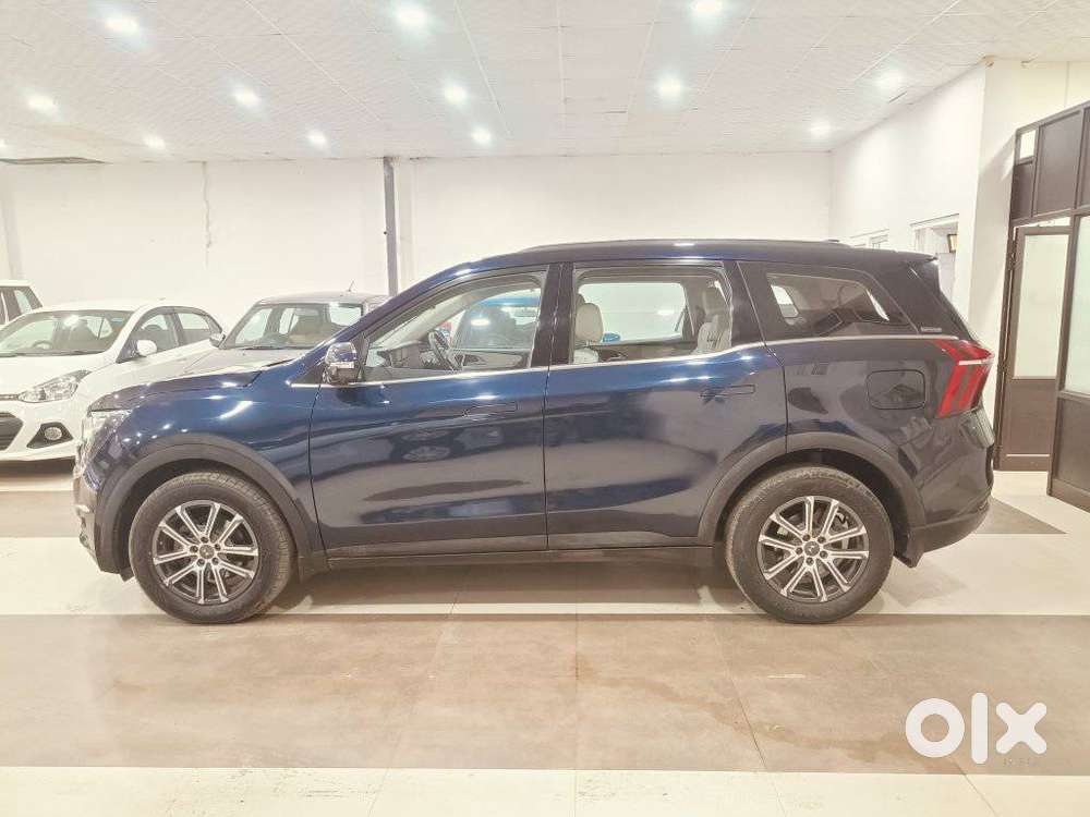 Mahindra Xuv700 2.2 Ax 7 Diesel At Luxury Pack Str Awd, 2022, Diesel