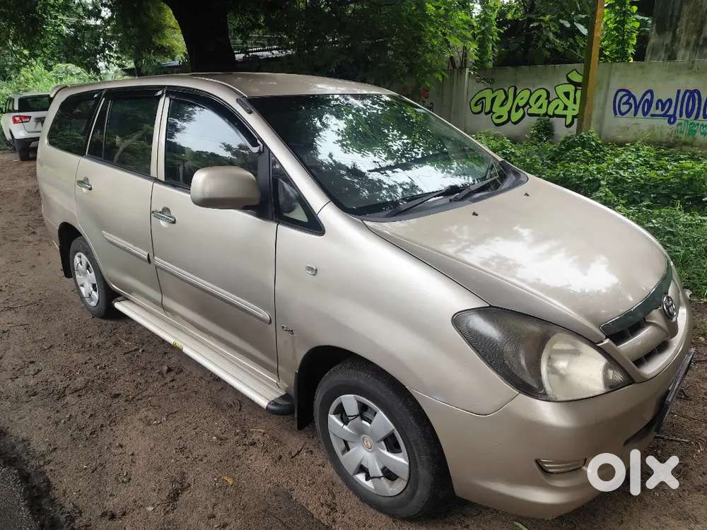 Toyota Innova 2.5 E 2006