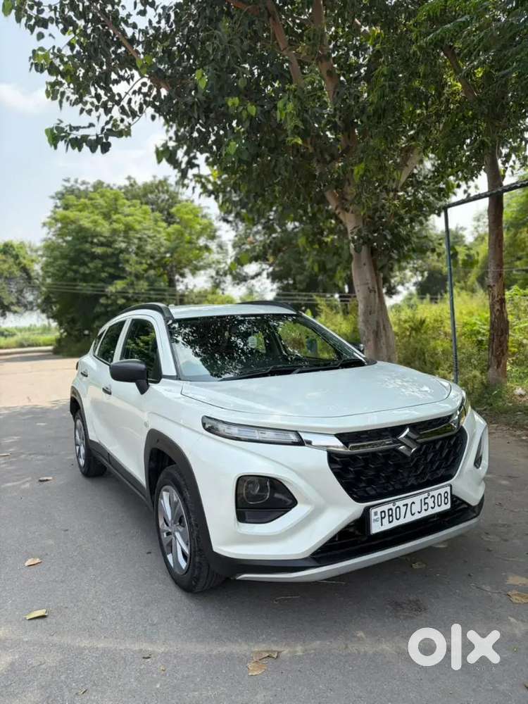 Maruti Suzuki Fronx Sigma 2025