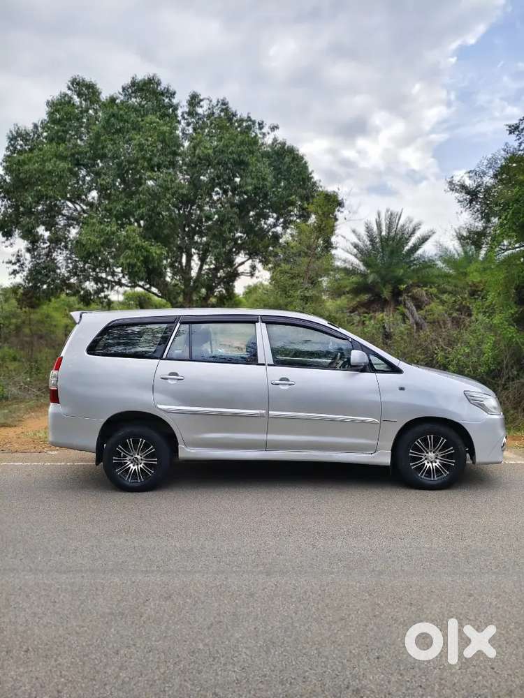Toyota Innova 2.5g Bs4 2011