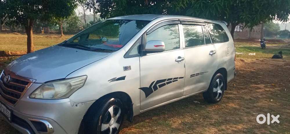 Toyota Innova Hycross 2012 Diesel Car
