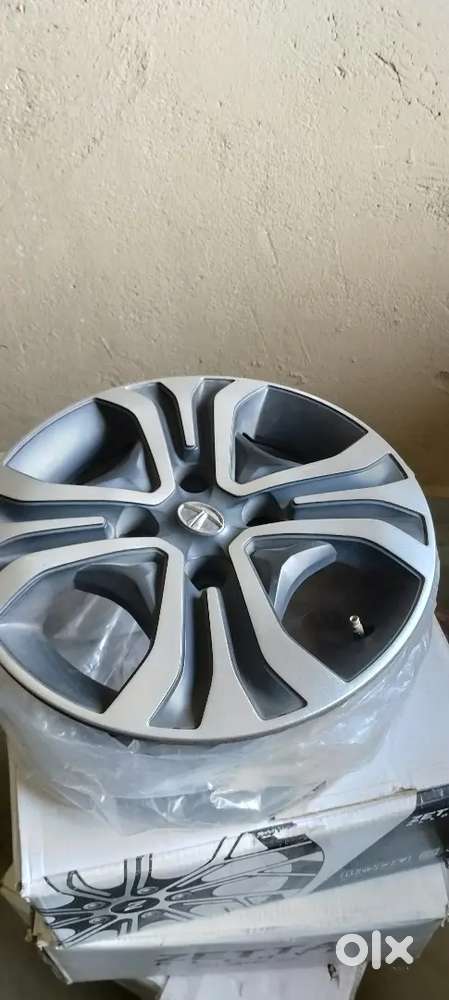 Wheel Alloy S2529et