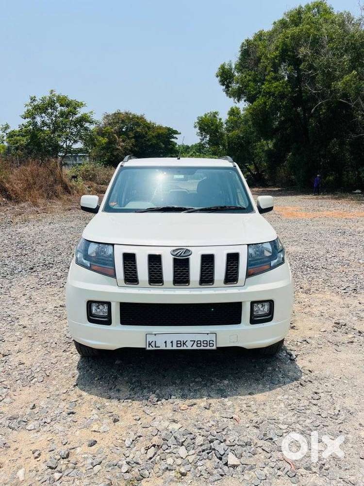 Mahindra Tuv 300 T10, 2018, Diesel