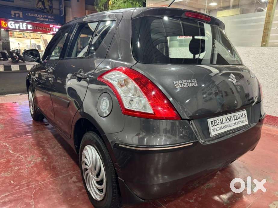 Maruti Suzuki Swift 1.2 Vxi (o), 2016