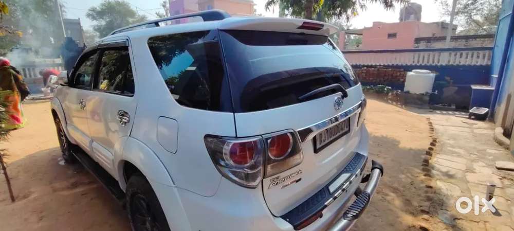 A Well Maintained Fortuner 4*2/4*4