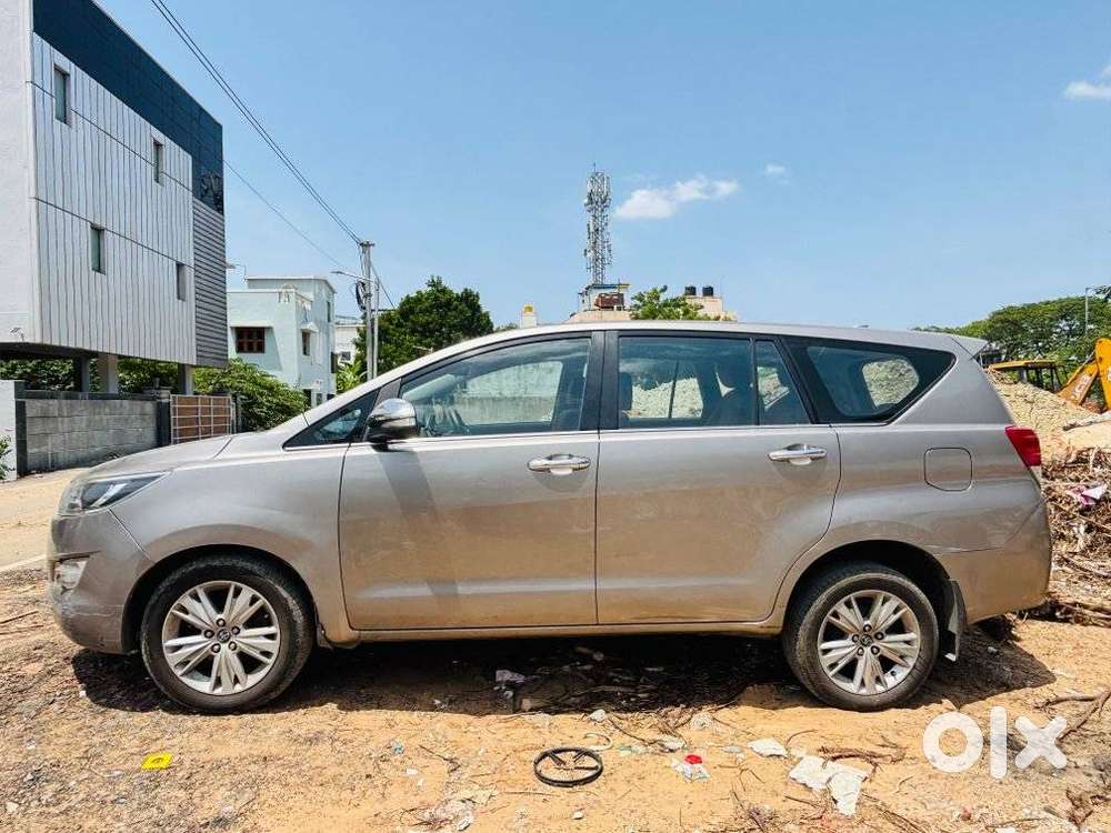 Toyota Innova Crysta 2.8 Z, 2016, Diesel