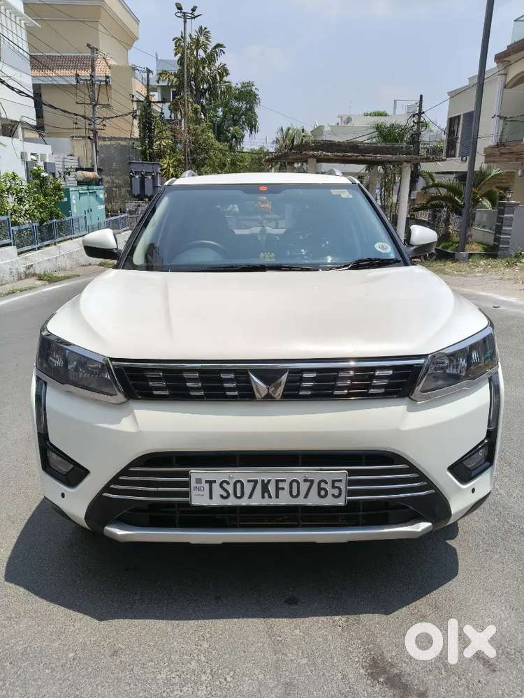 Mahindra Xuv300 2023 Diesel 55000 Kms Showroom Track Original Paint