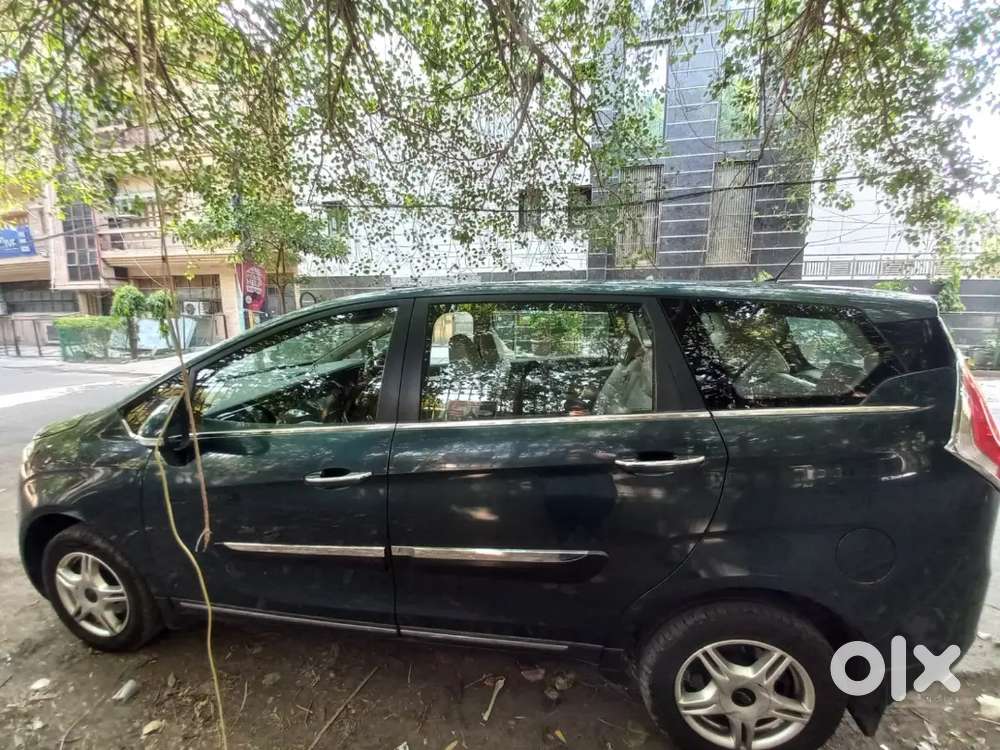 Mahindra Marazzo 2018