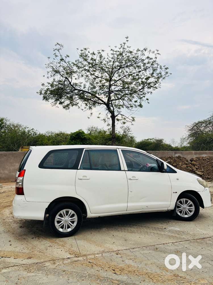 Toyota Innova Diesel 2012