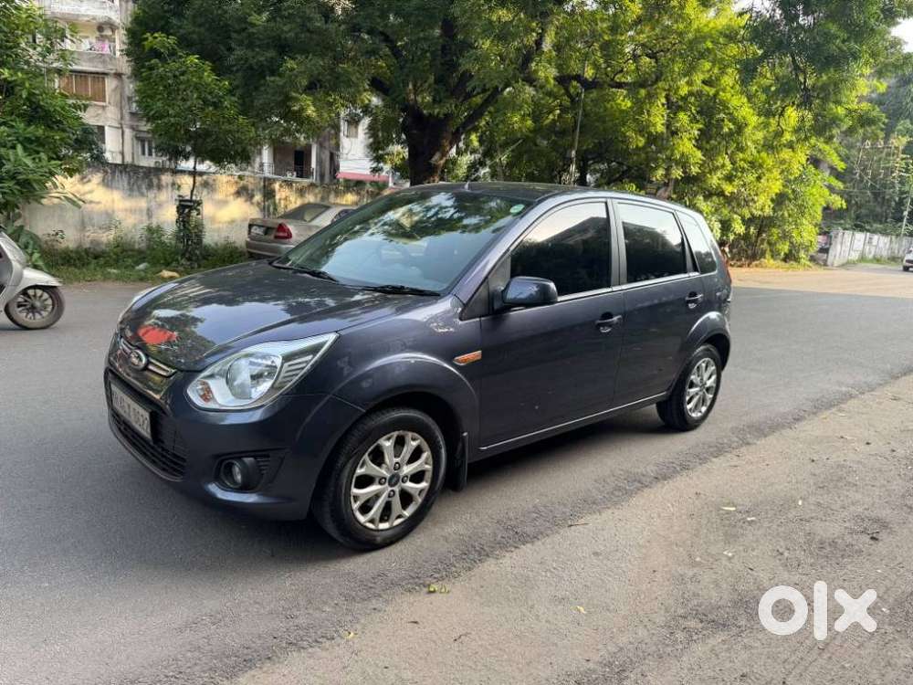 Ford Figo 1.2p Titanium Mt, 2013