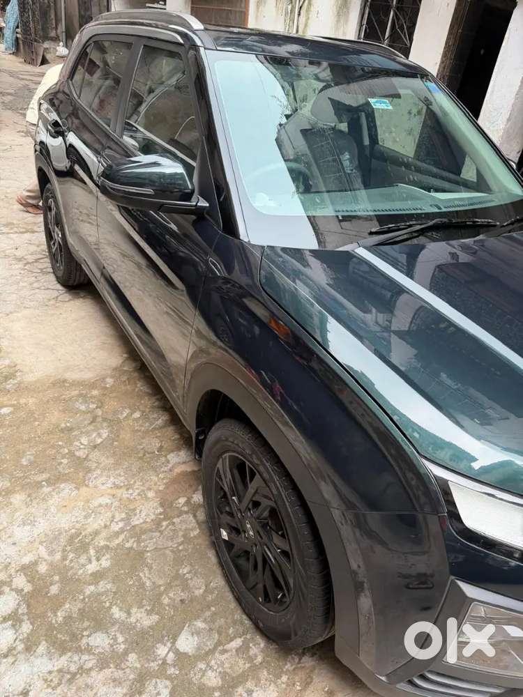 Hyundai Creta 2025 Petrol/panaromic Sunroof.