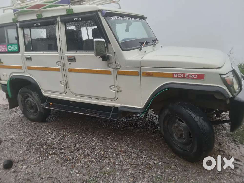 Mahindra Bolero Neo 2015