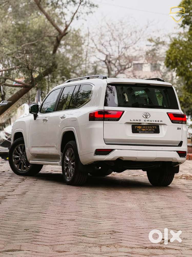 Toyota Land Cruiser 3.3 Zx Diesel, 2023, Diesel