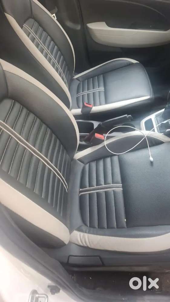 Hyundai Venue 2023 Petrol 24000 Km Driven