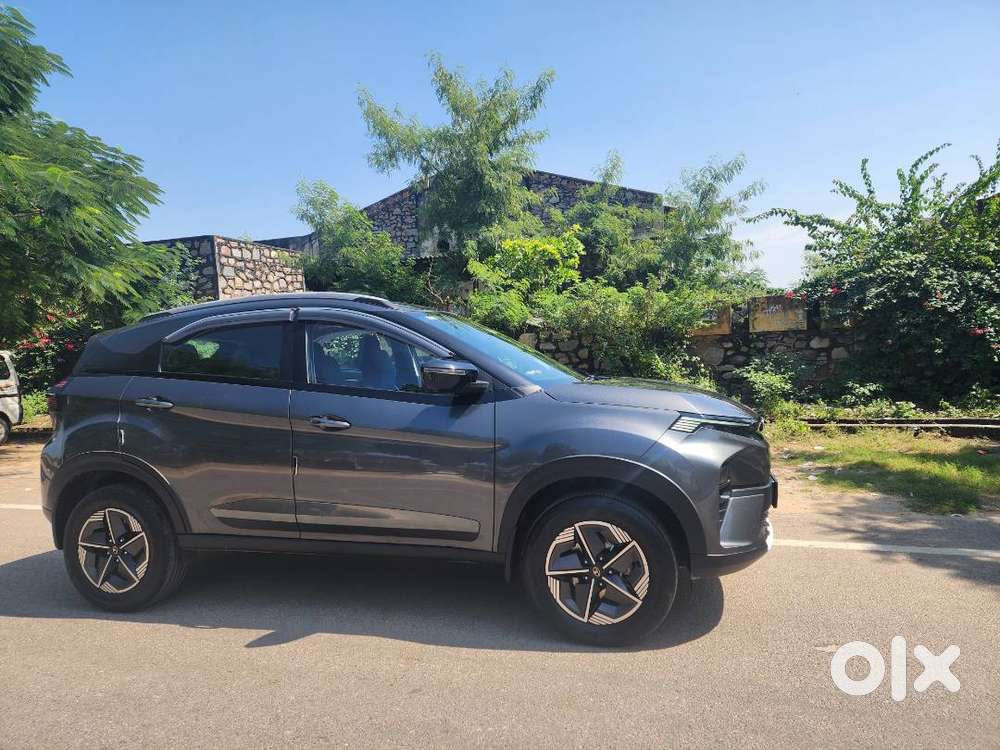 Tata Nexon Creative+1.2 Manual Petrol Daytona Grey