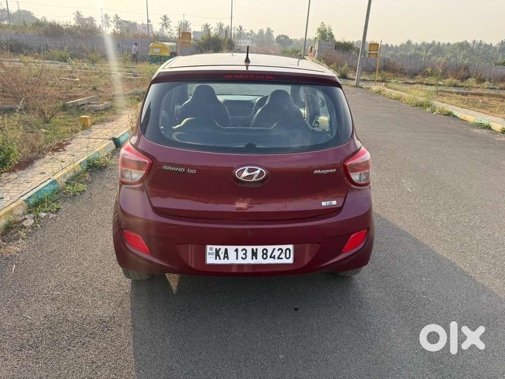 Hyundai I10 2016 Petrol 32764 Km Driven
