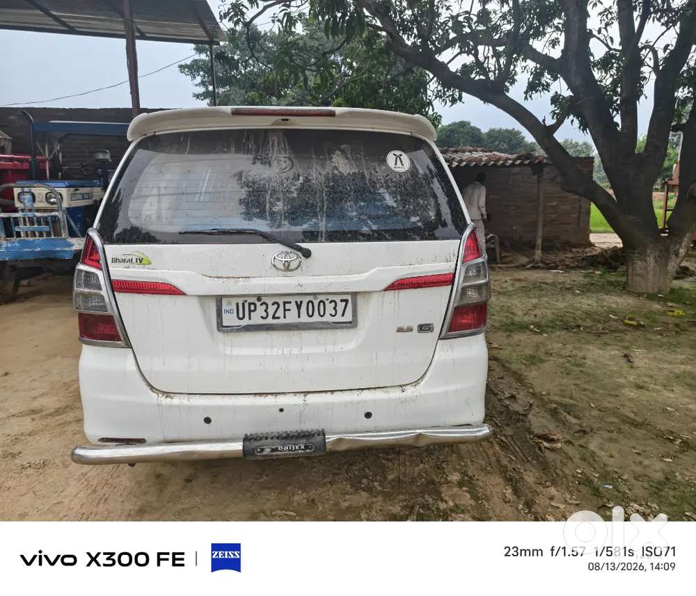 Toyota Innova 2.5 G 2014