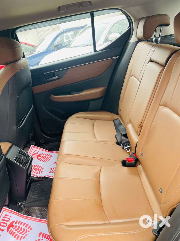 Honda Elevate Zx Cvt, 2023, Petrol