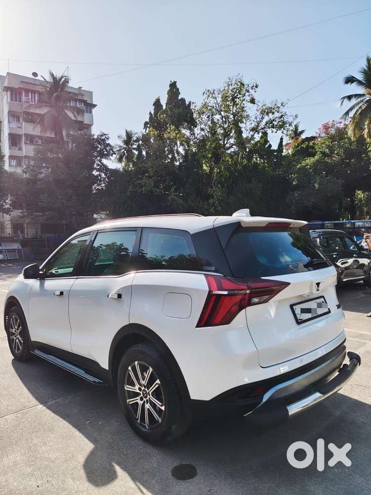 Mahindra Xuv700 Ax7l 6 Str At, 2023, Diesel